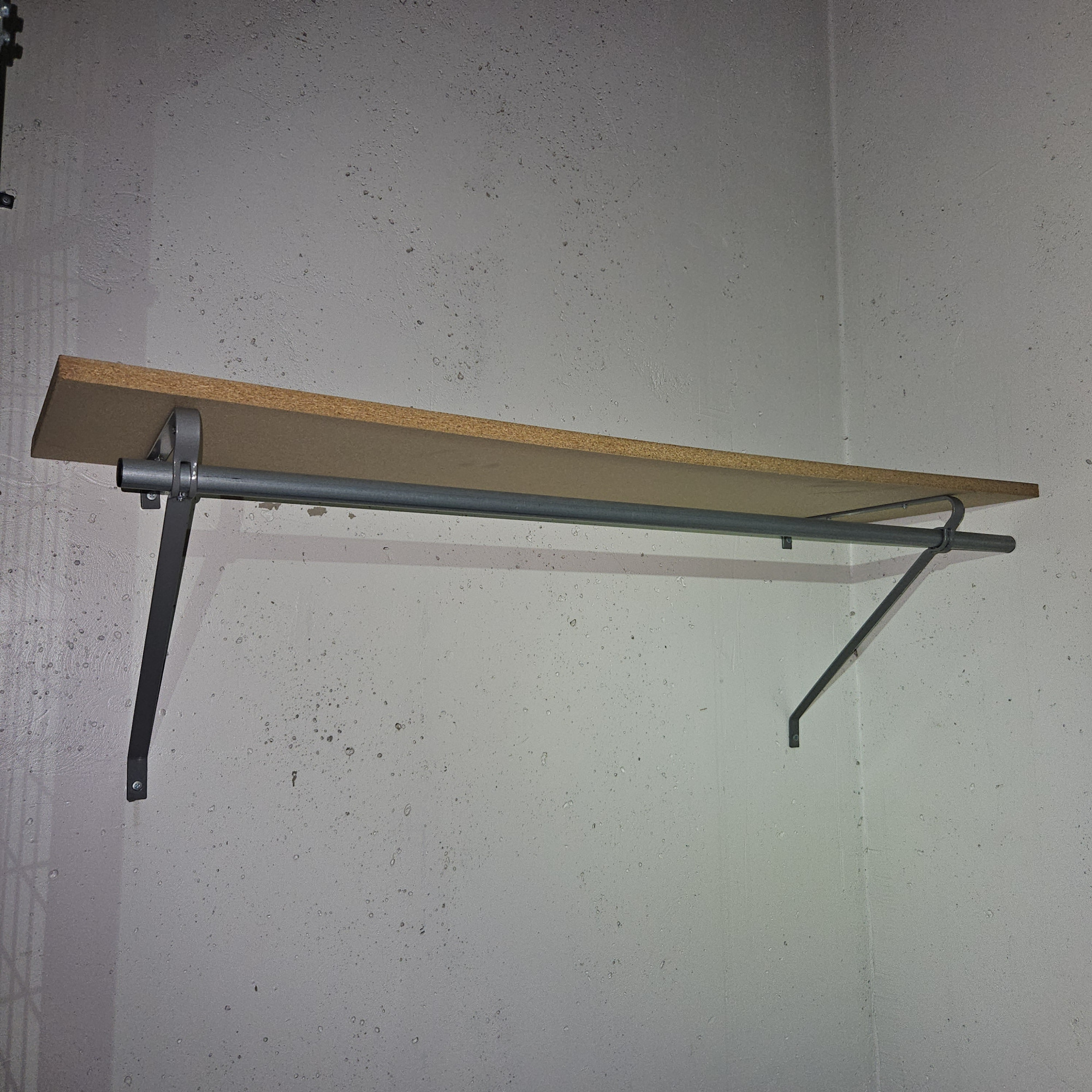 Förrådshylla - 1255x350 mm