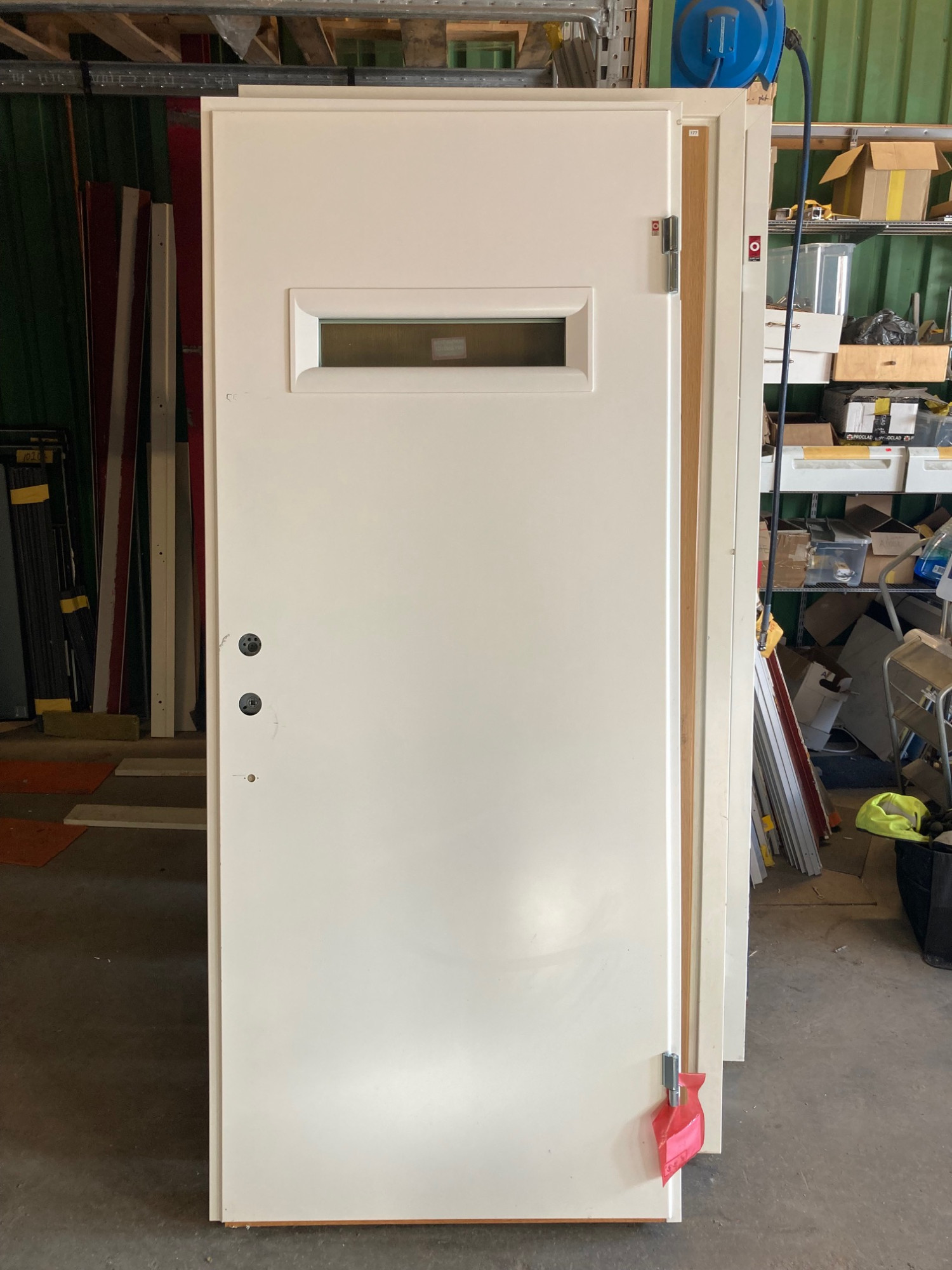 Loftgångsdörr (Ståldörr 9x21)